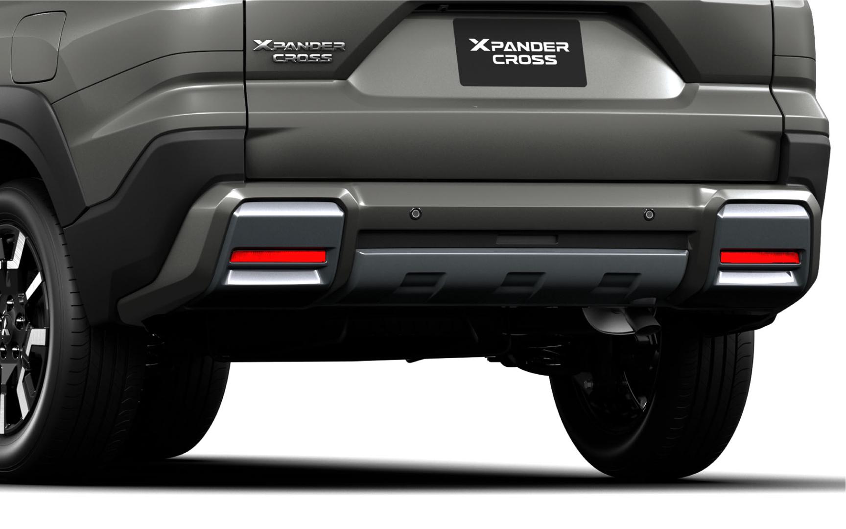 Ốp đuôi xe mạnh mẽ